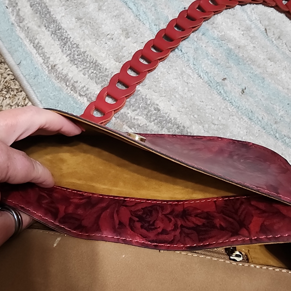 Patricia Nash crossbody - Picture 4 of 5